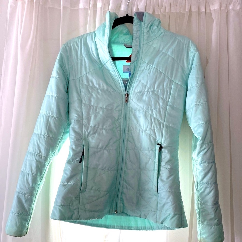 Omniheat Columbia aqua blue coat. Lightweight packable
